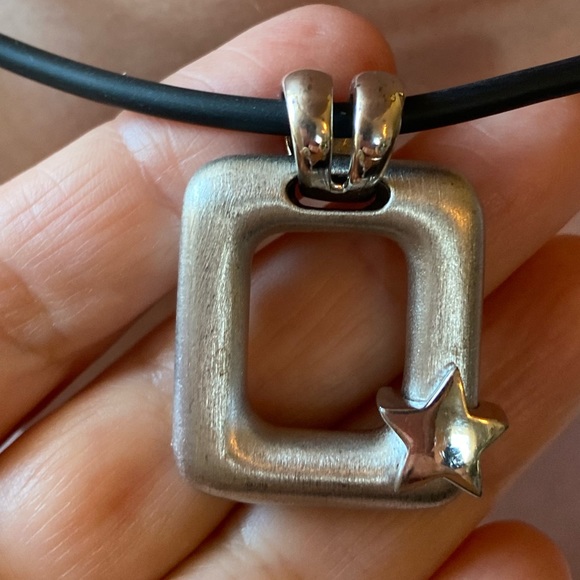 Gorgeous Sterling Silver Statement Piece Pendant - Picture 10 of 12